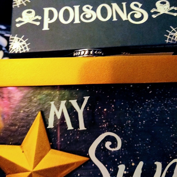 🌙 NWT Silver Moon Phase Ring 🌙 - Picture 3 of 4